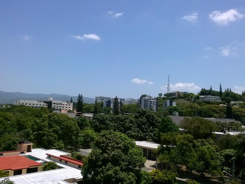 سانتياغو دي لوس كاباليروس Apartahotel Jardines Metropolitanos المظهر الخارجي الصورة
